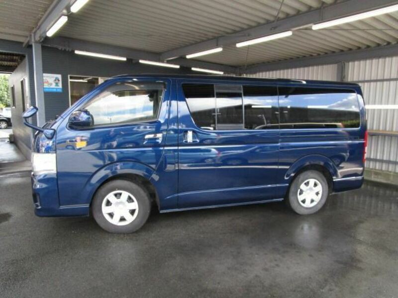 HIACE-4