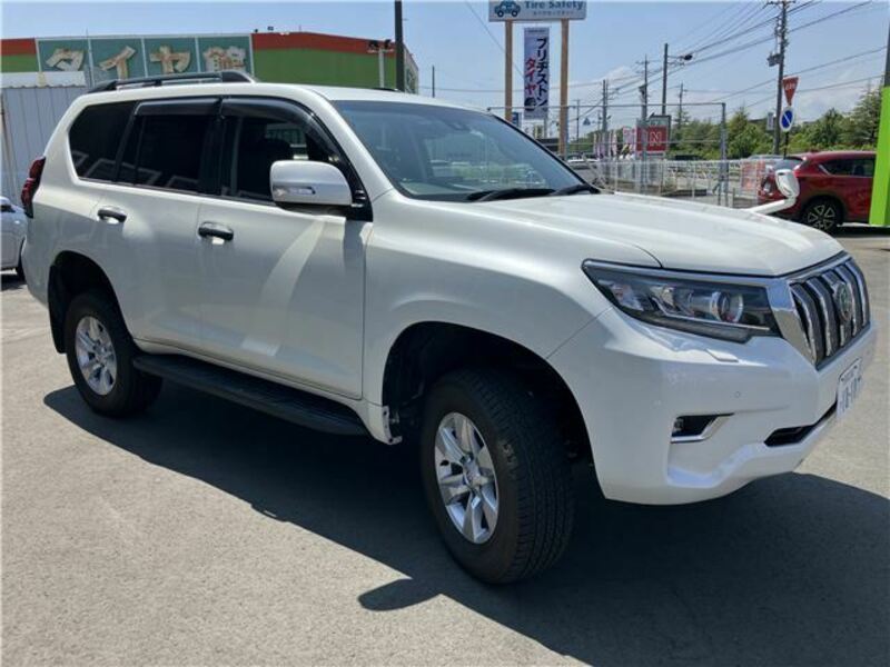 LAND CRUISER PRADO-1