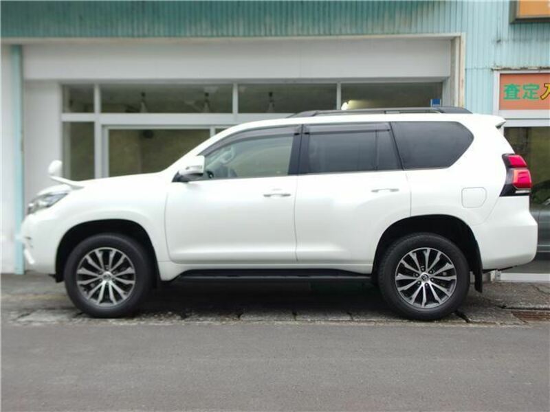 LAND CRUISER PRADO-5