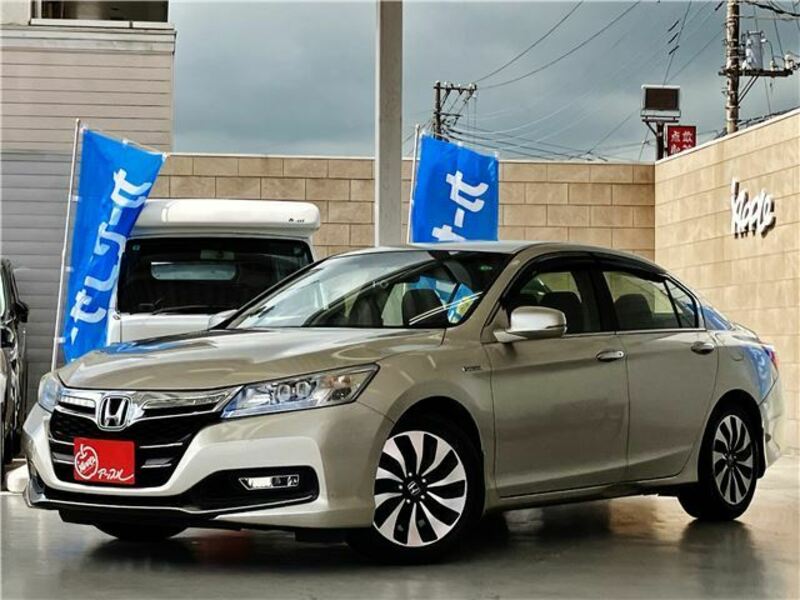 HONDA　ACCORD HYBRID