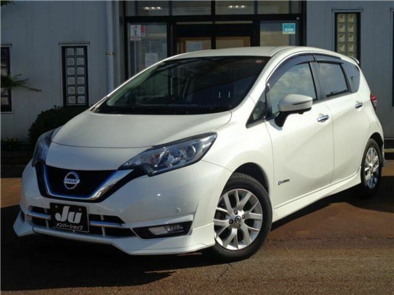 NISSAN　NOTE