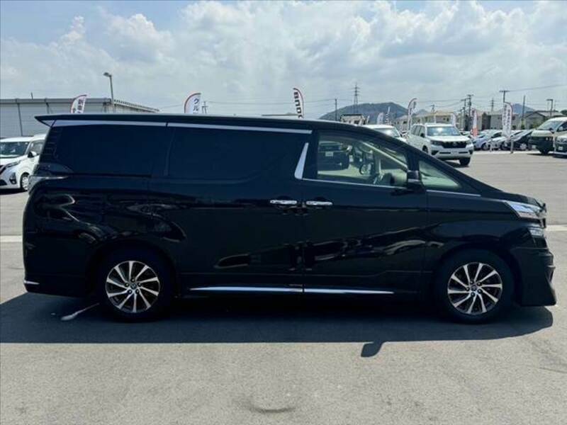 VELLFIRE-11