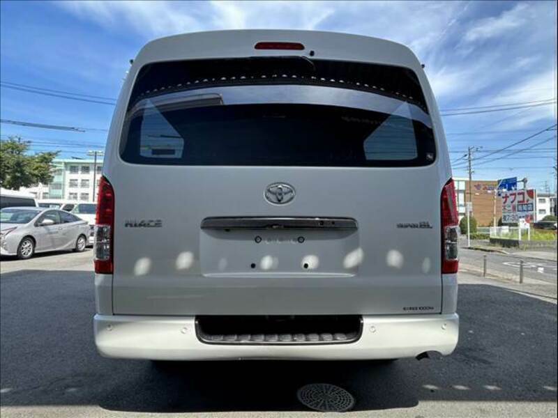 HIACE VAN-2