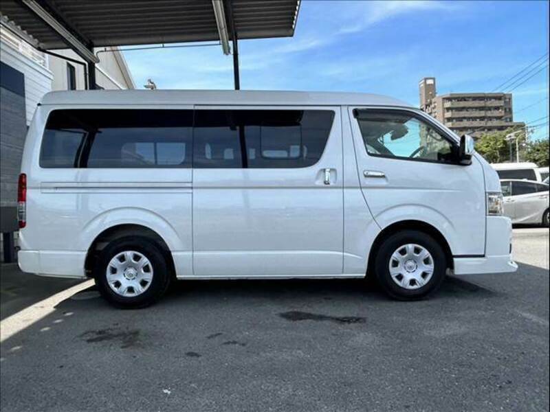 HIACE VAN-12