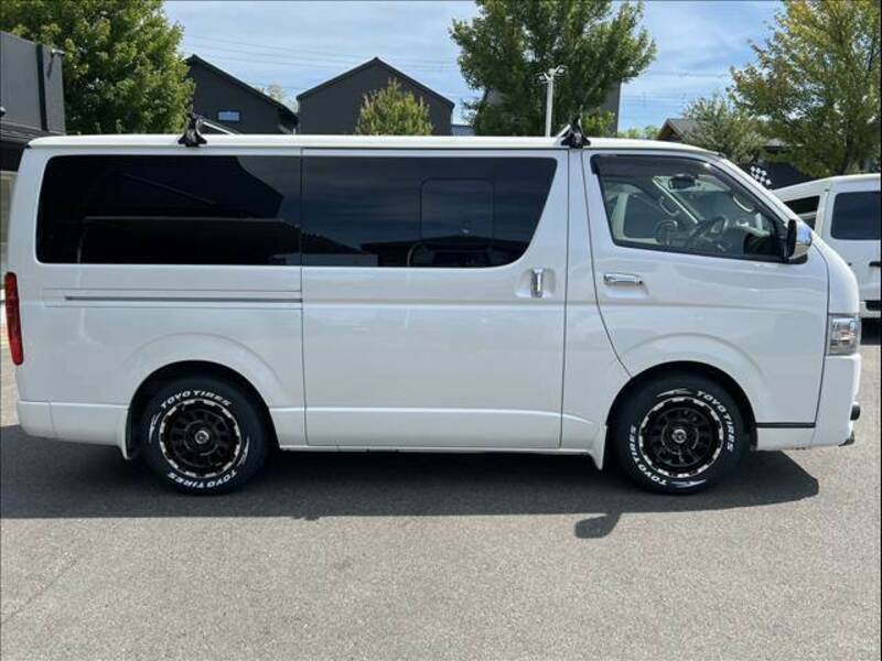 HIACE VAN-12