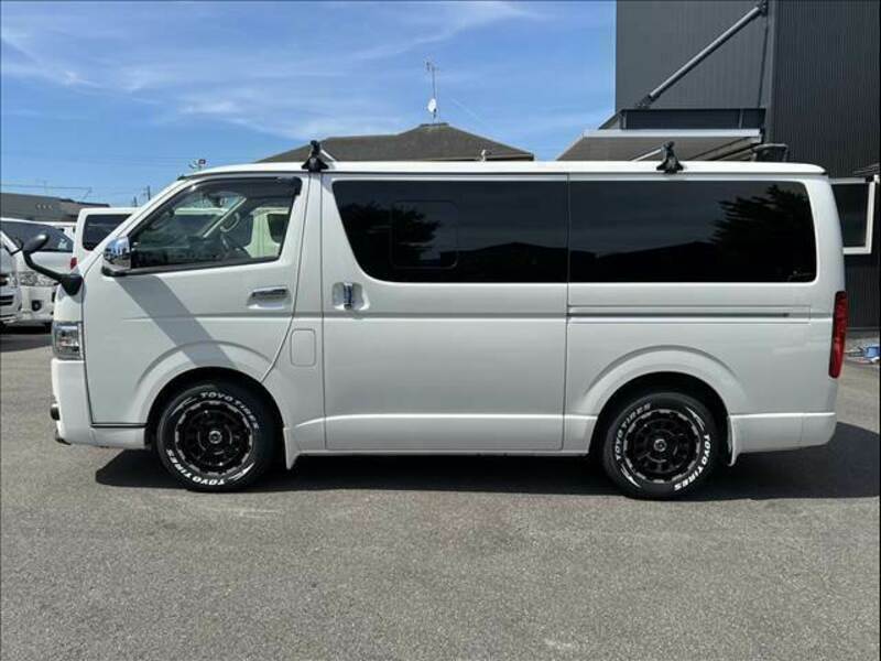 HIACE VAN-13