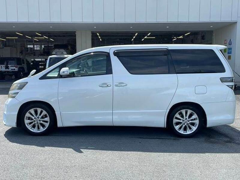 VELLFIRE-15