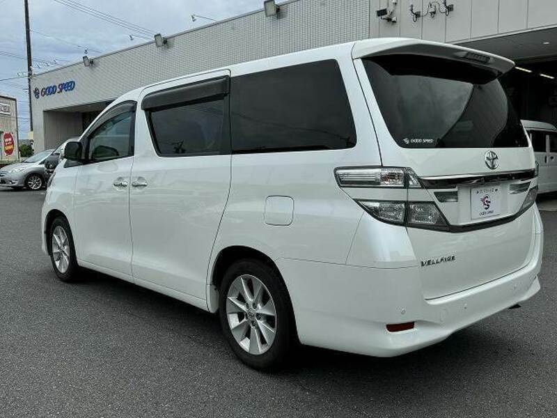 VELLFIRE-15