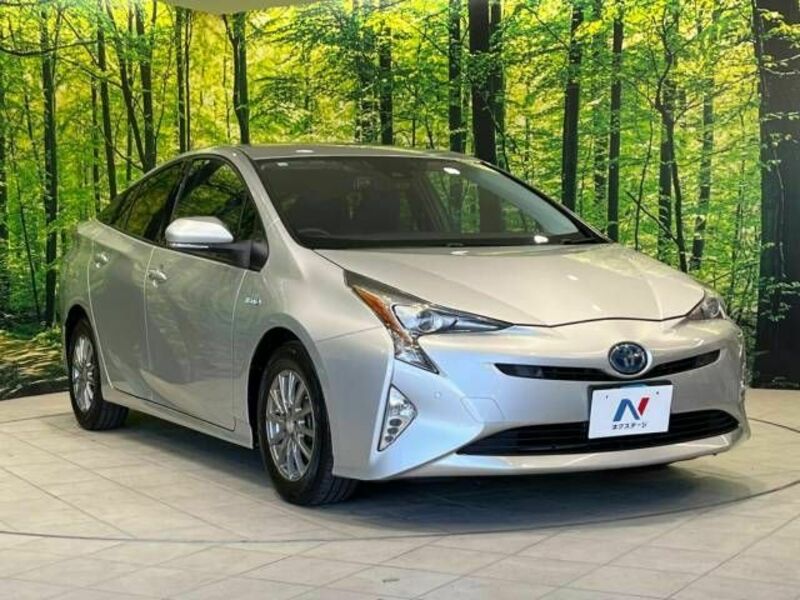 PRIUS-16