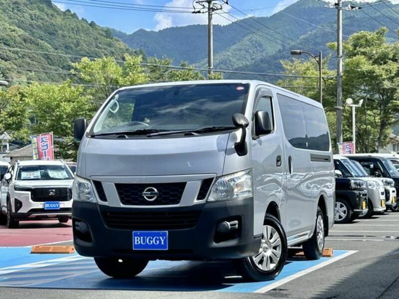 NISSAN　NV350 CARAVAN