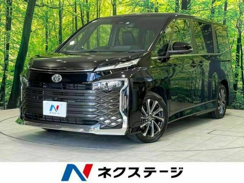 TOYOTA　VOXY