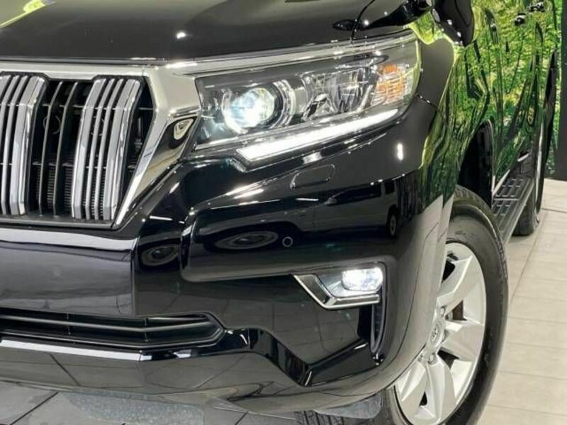 LAND CRUISER PRADO-12