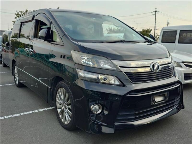 TOYOTA　VELLFIRE