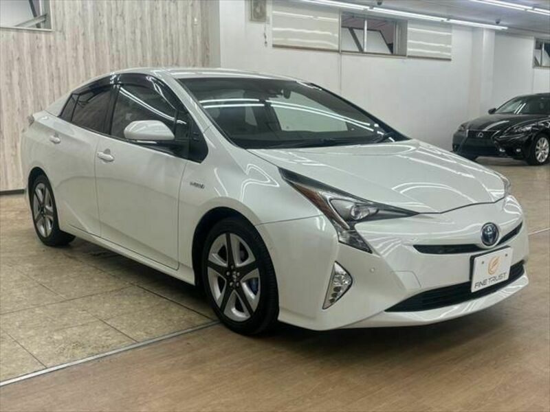 PRIUS-13