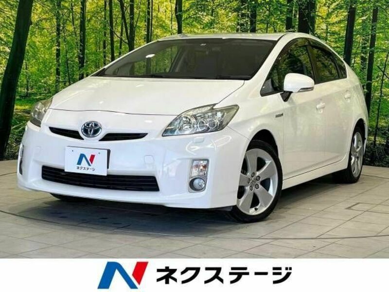 TOYOTA　PRIUS