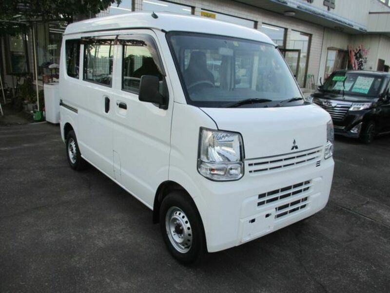 MITSUBISHI　MINICAB VAN