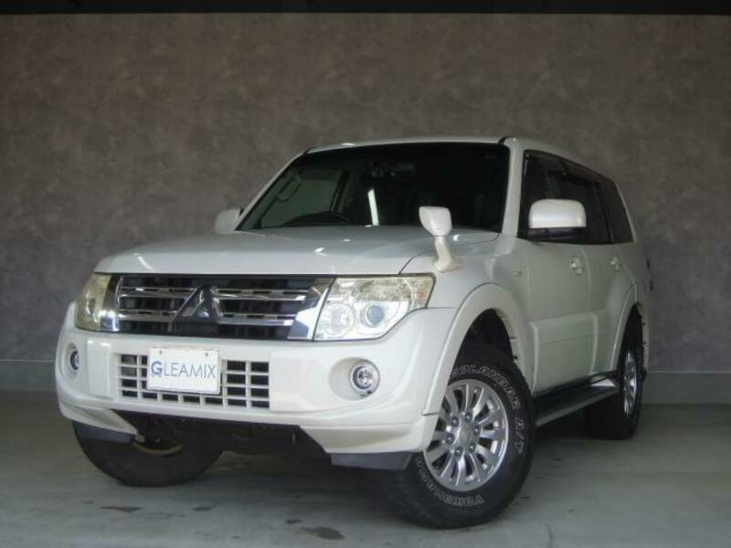 MITSUBISHI　PAJERO