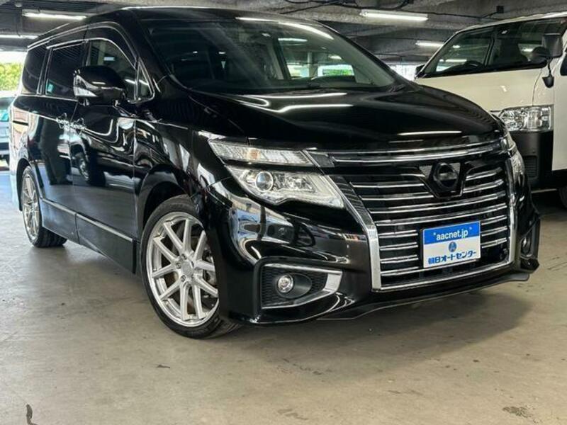 NISSAN　ELGRAND