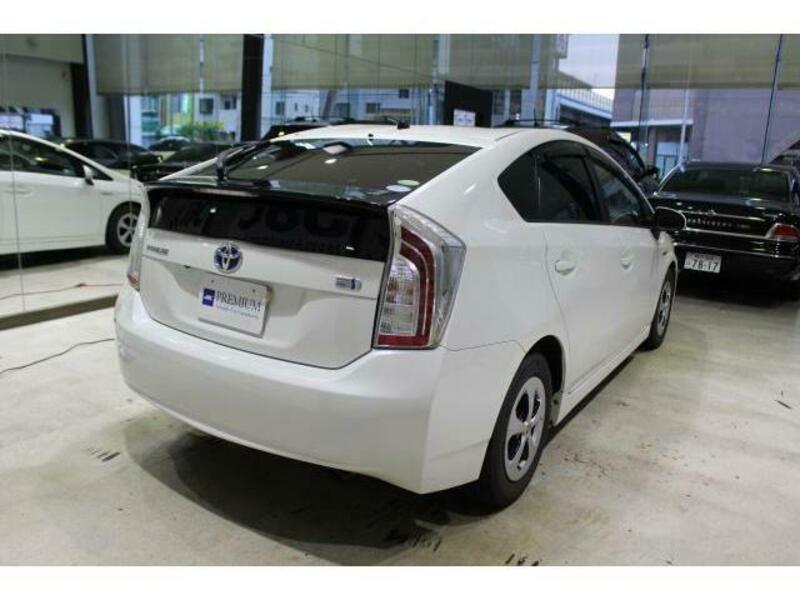 PRIUS-1