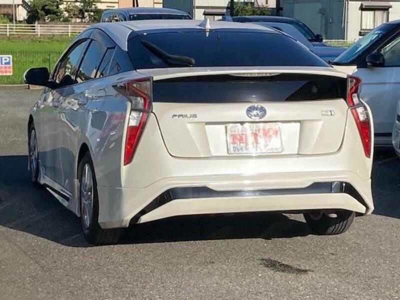 PRIUS-1