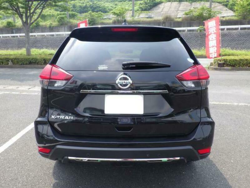 X-TRAIL-5