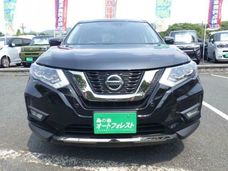 X-TRAIL-1