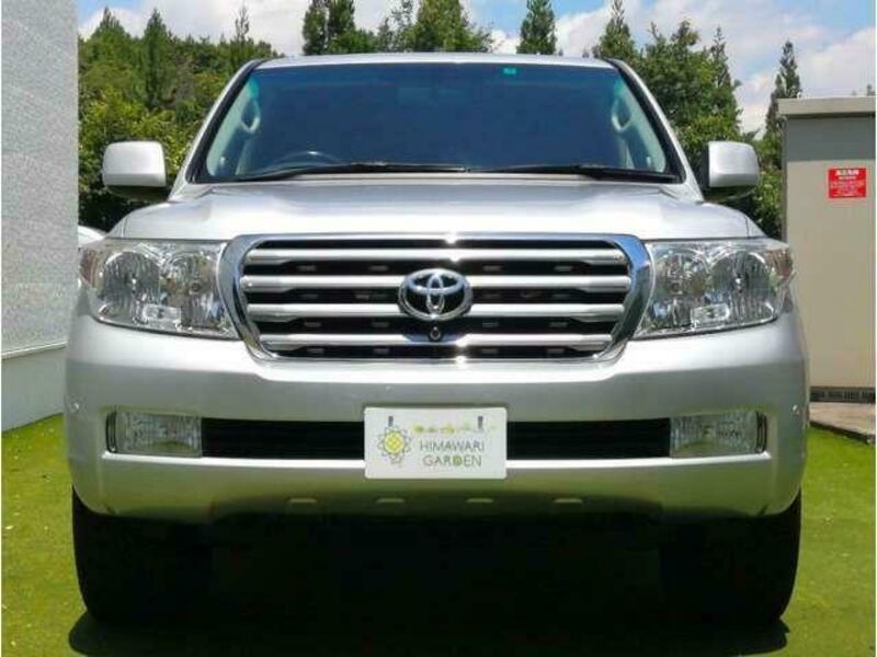 LAND CRUISER