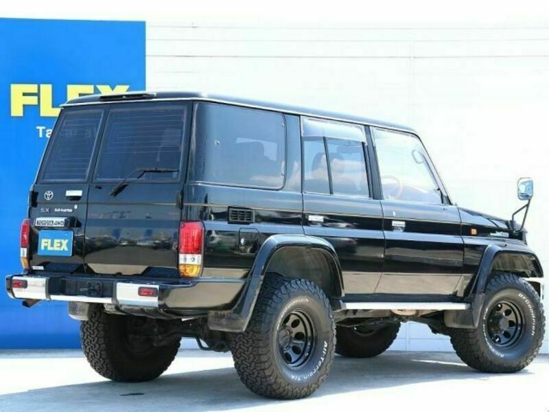 LAND CRUISER PRADO-2