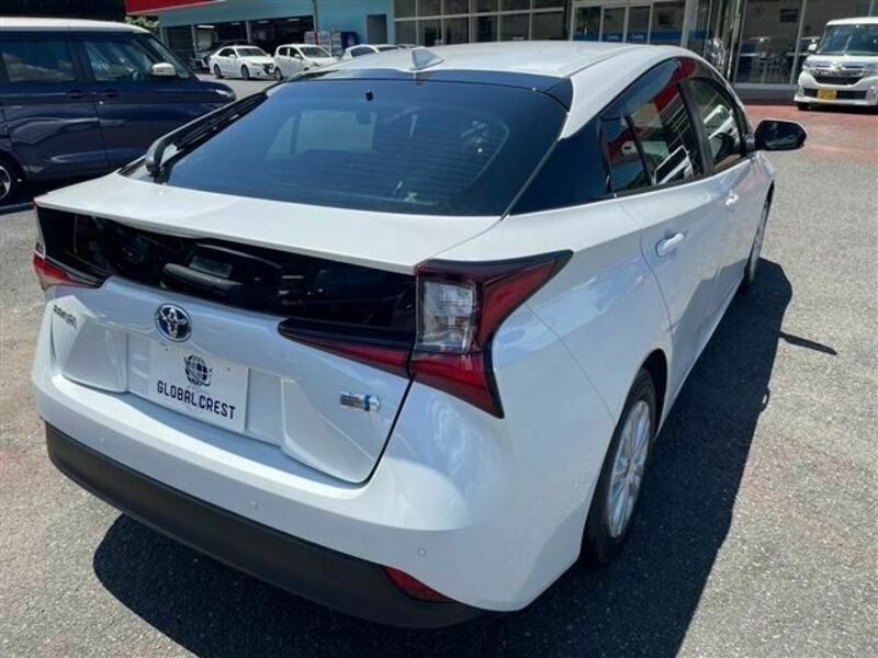 PRIUS-10