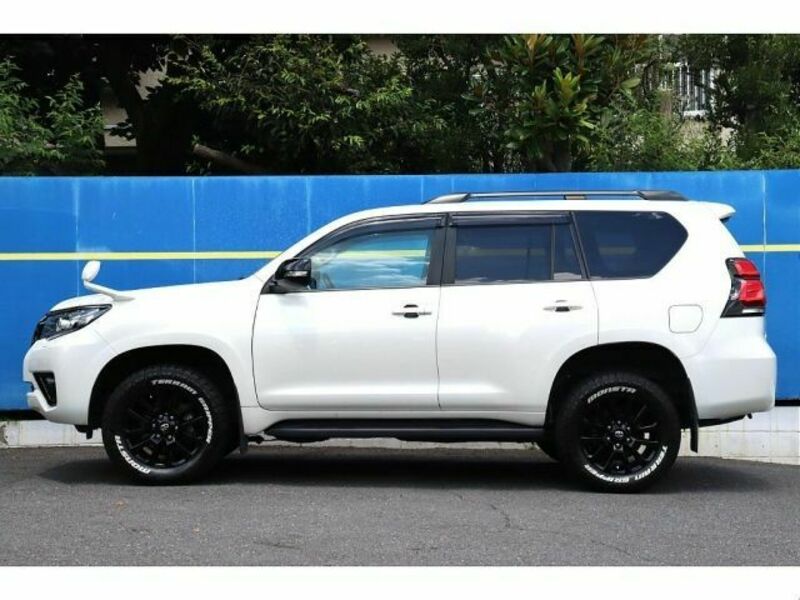 LAND CRUISER PRADO-4