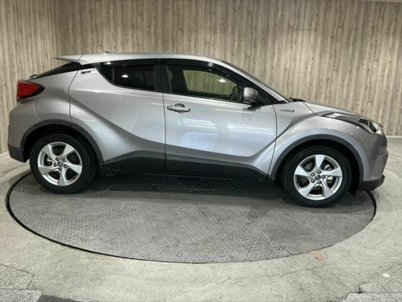 C-HR-10