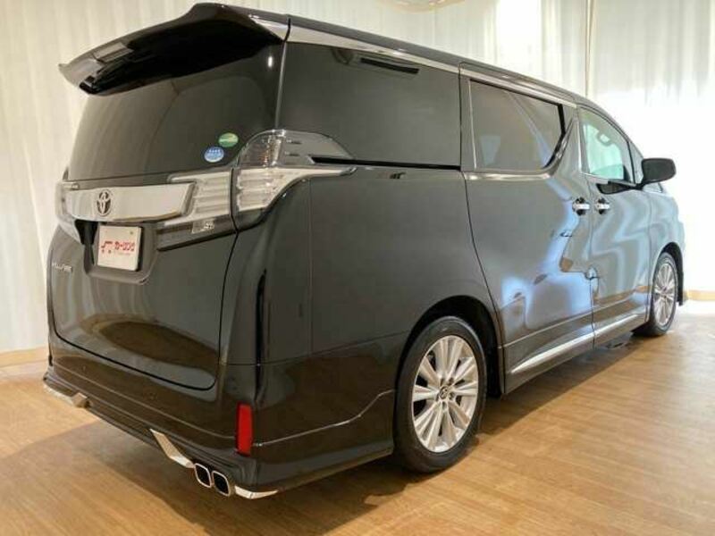 VELLFIRE-14