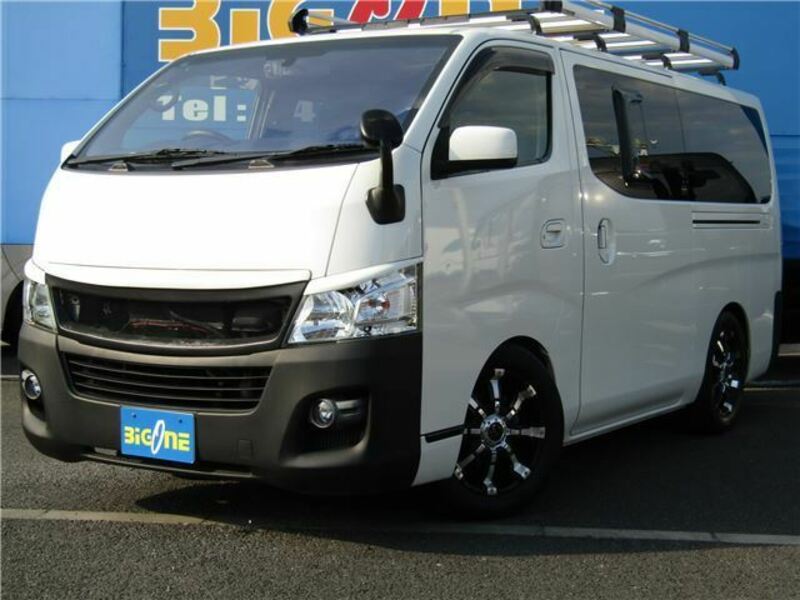 NISSAN　NV350 CARAVAN