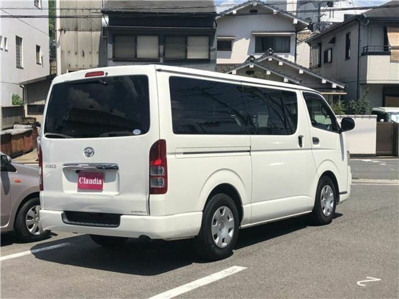 HIACE VAN-8