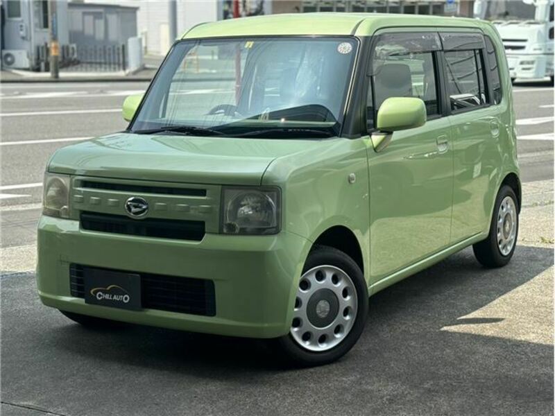 DAIHATSU　MOVE