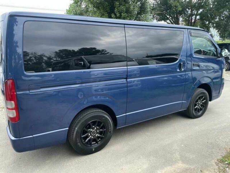 HIACE VAN-12