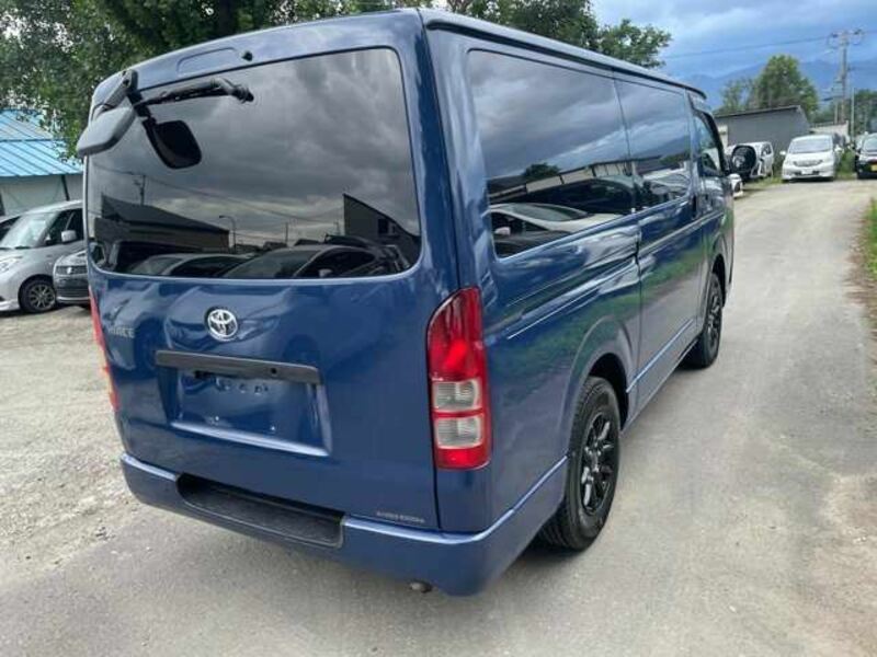 HIACE VAN-14