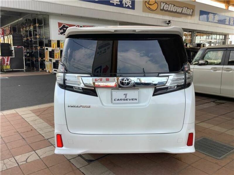 VELLFIRE-12