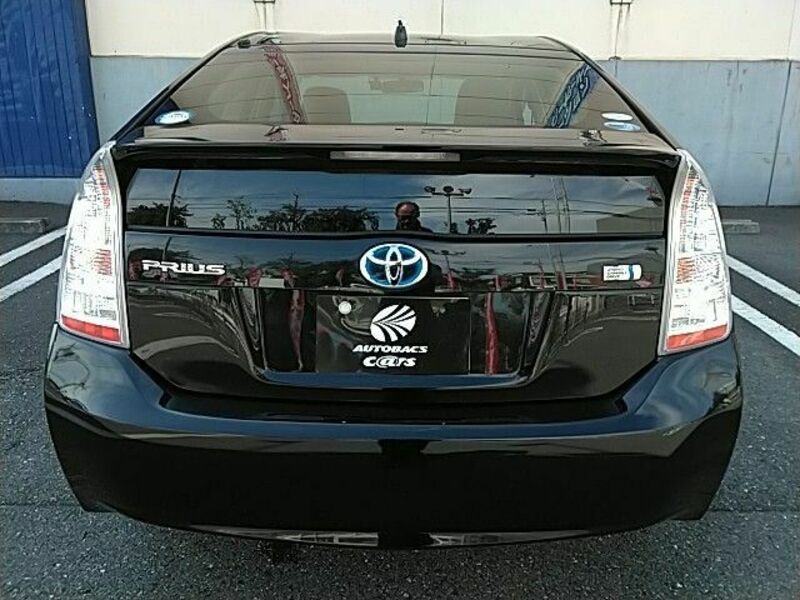 PRIUS-4