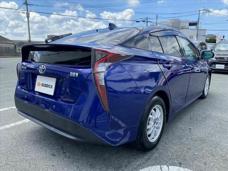 PRIUS-9