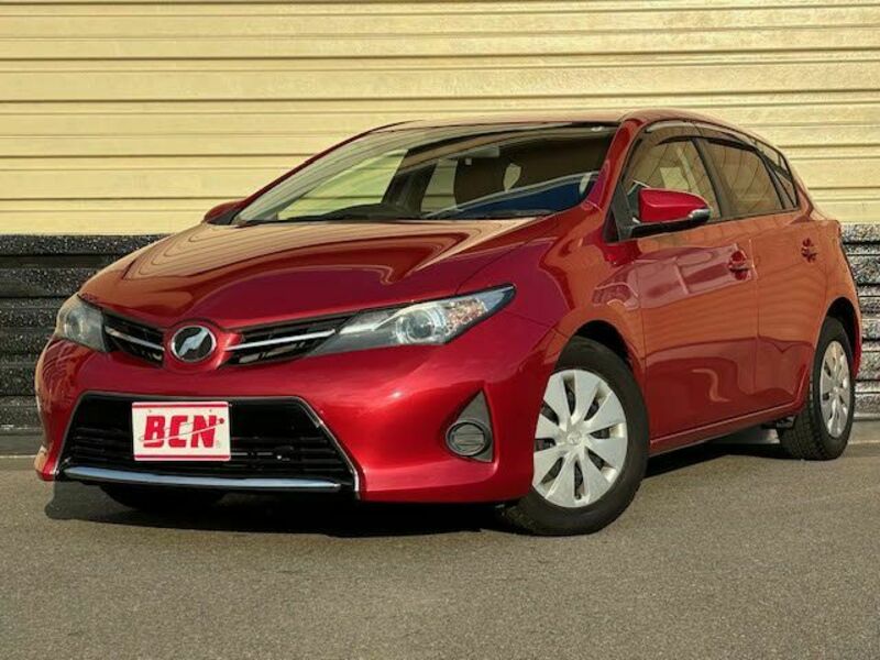 TOYOTA　AURIS