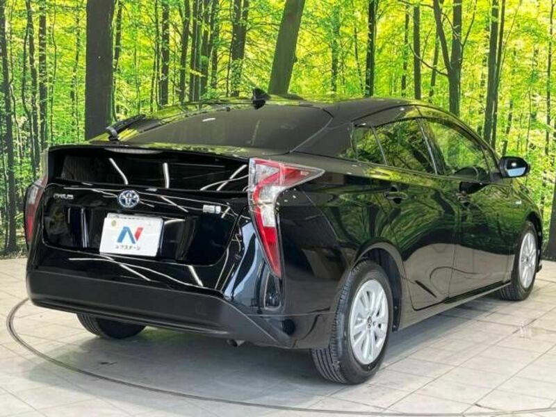 PRIUS-18