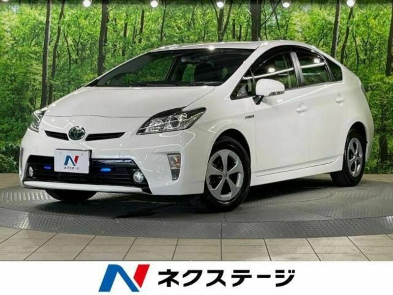 TOYOTA　PRIUS