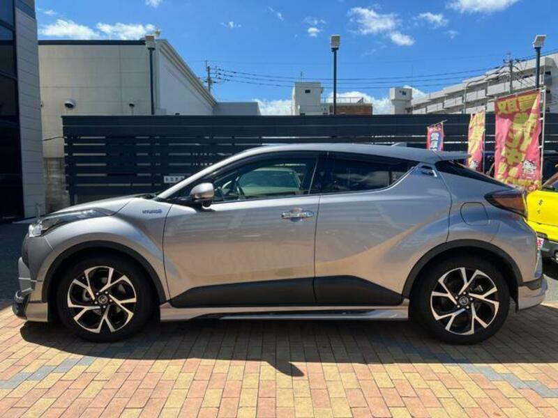 C-HR-7