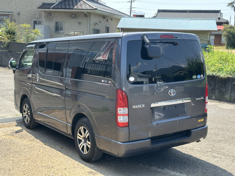 HIACE VAN-1