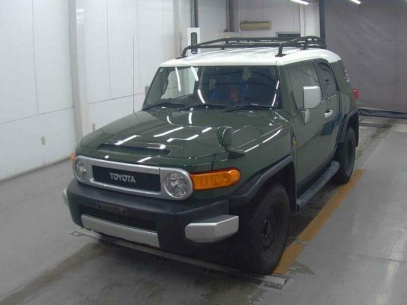 TOYOTA　FJ CRUISER