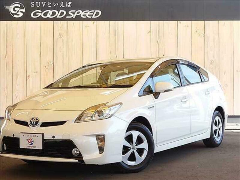 TOYOTA　PRIUS