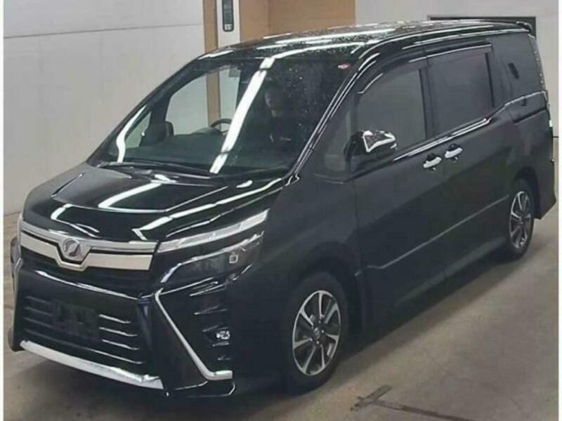 TOYOTA　VOXY