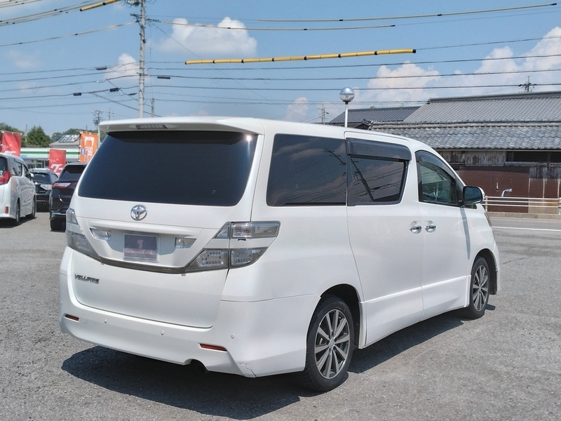 VELLFIRE-5