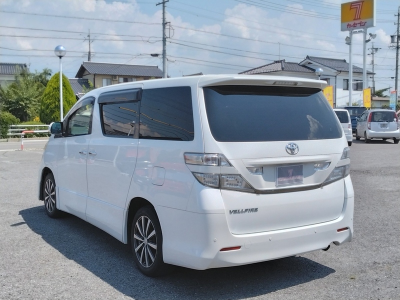 VELLFIRE-7